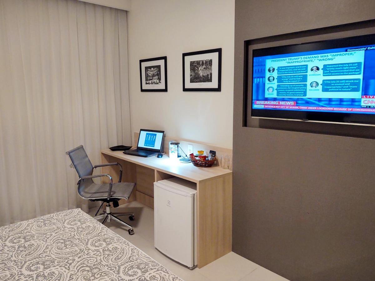Hotel Tryp By Wyndham Manaus Esterno foto
