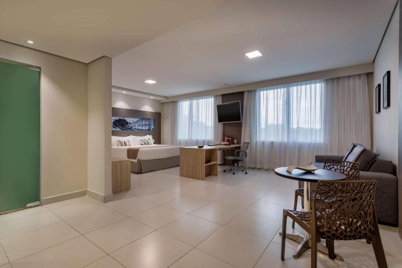 Hotel Tryp By Wyndham Manaus Esterno foto