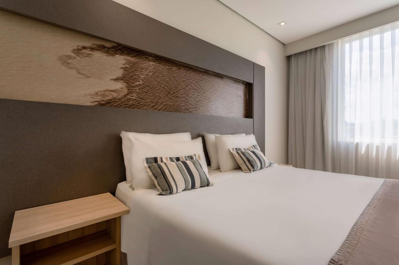 Hotel Tryp By Wyndham Manaus Esterno foto